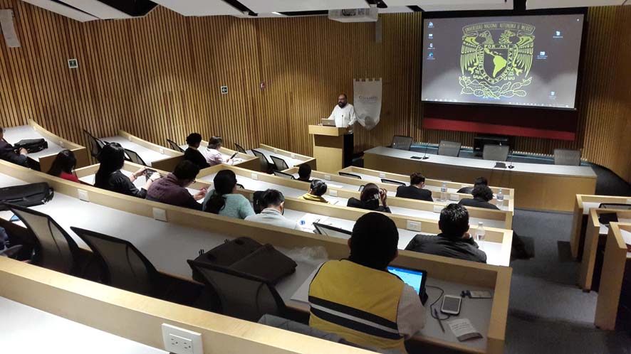 En el auditorio Fernando Ocaranza de la Facultad de Medicina de la UNAM, se impartió el curso.