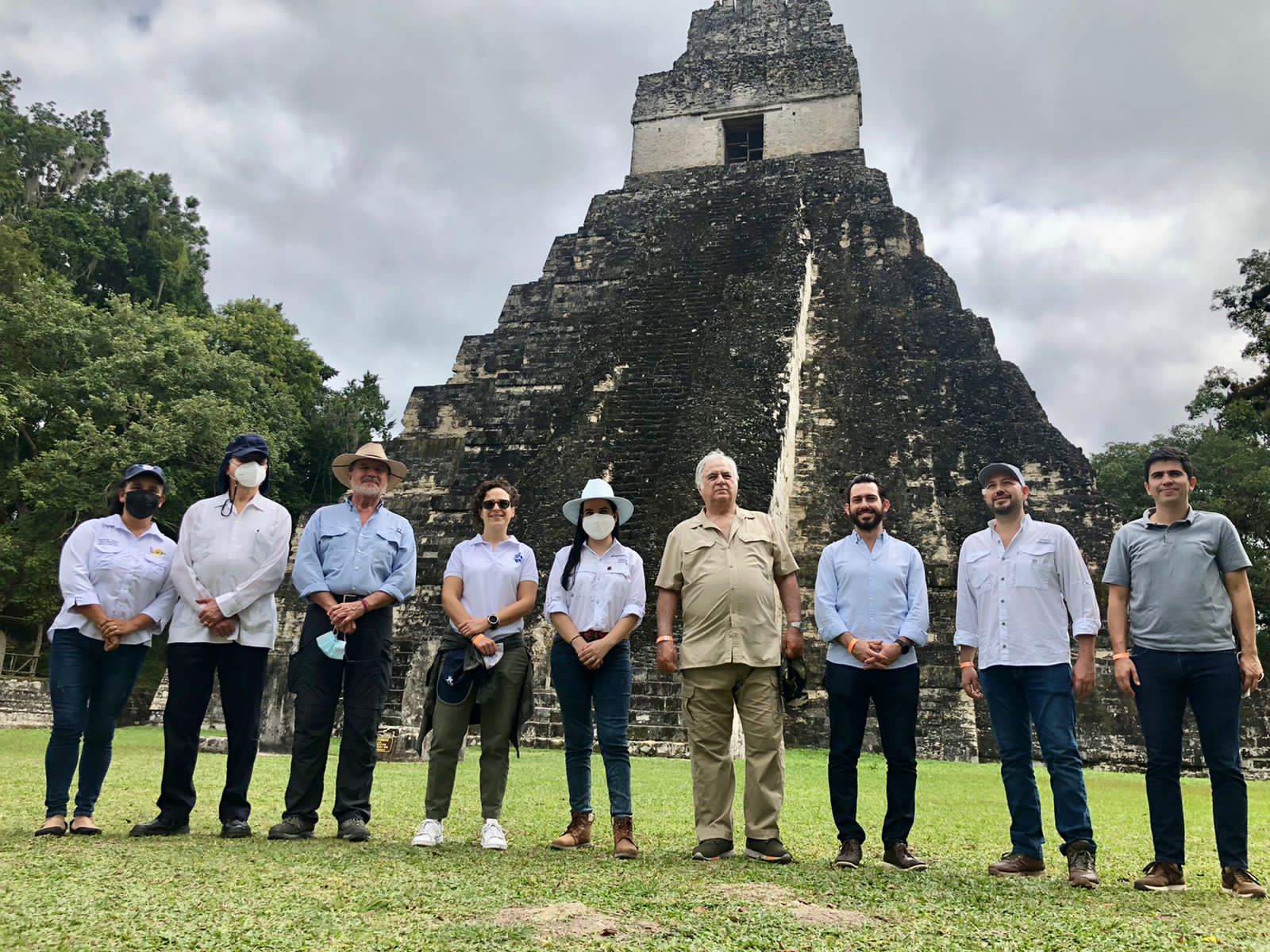 El secretario de Turismo del Gobierno de México, concluyó gira de trabajo por Guatemala que incluyó el lanzamiento de la Fase 1 de la Reactivación de la Conectividad del Mundo Maya, con la inauguración del producto multidestino de Aeromar, Cancún-Flores.