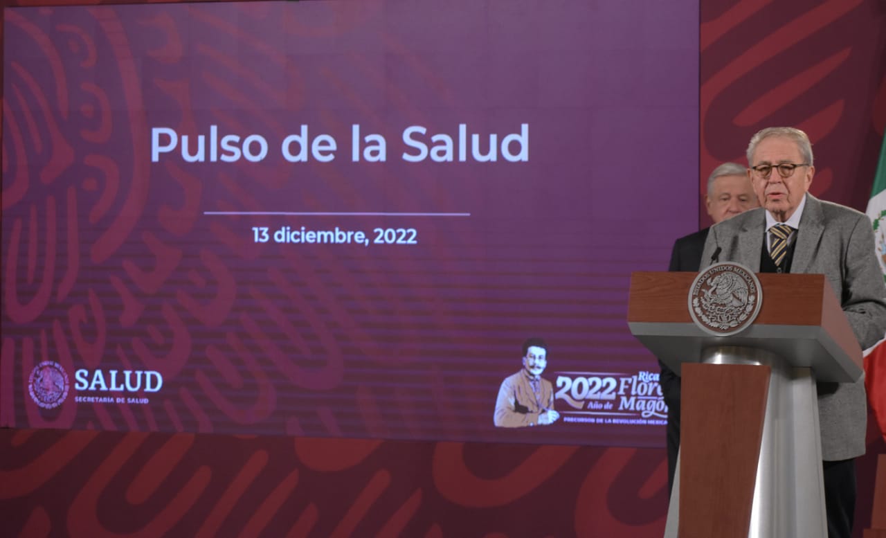 Dr. Jorge Carlos Alcocer Varela, Secretario de Salud.