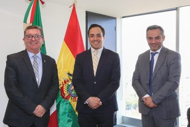 2023-mzo-14, Los subsecretarios Alejandro Encinas y Abel Romero en reunión con el embajador de Bolivia en México, José Crespo Fernández