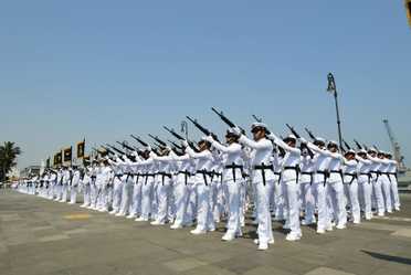 formación de alumnos de la Heroica Escuela Naval Militar