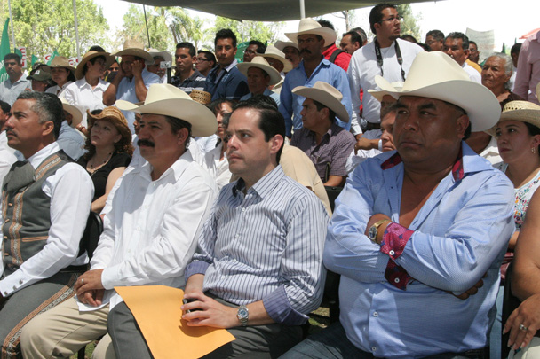 El Director en Jefe del RAN en el evento por el XCIV aniversario luctuoso del General Emiliano Zapata.