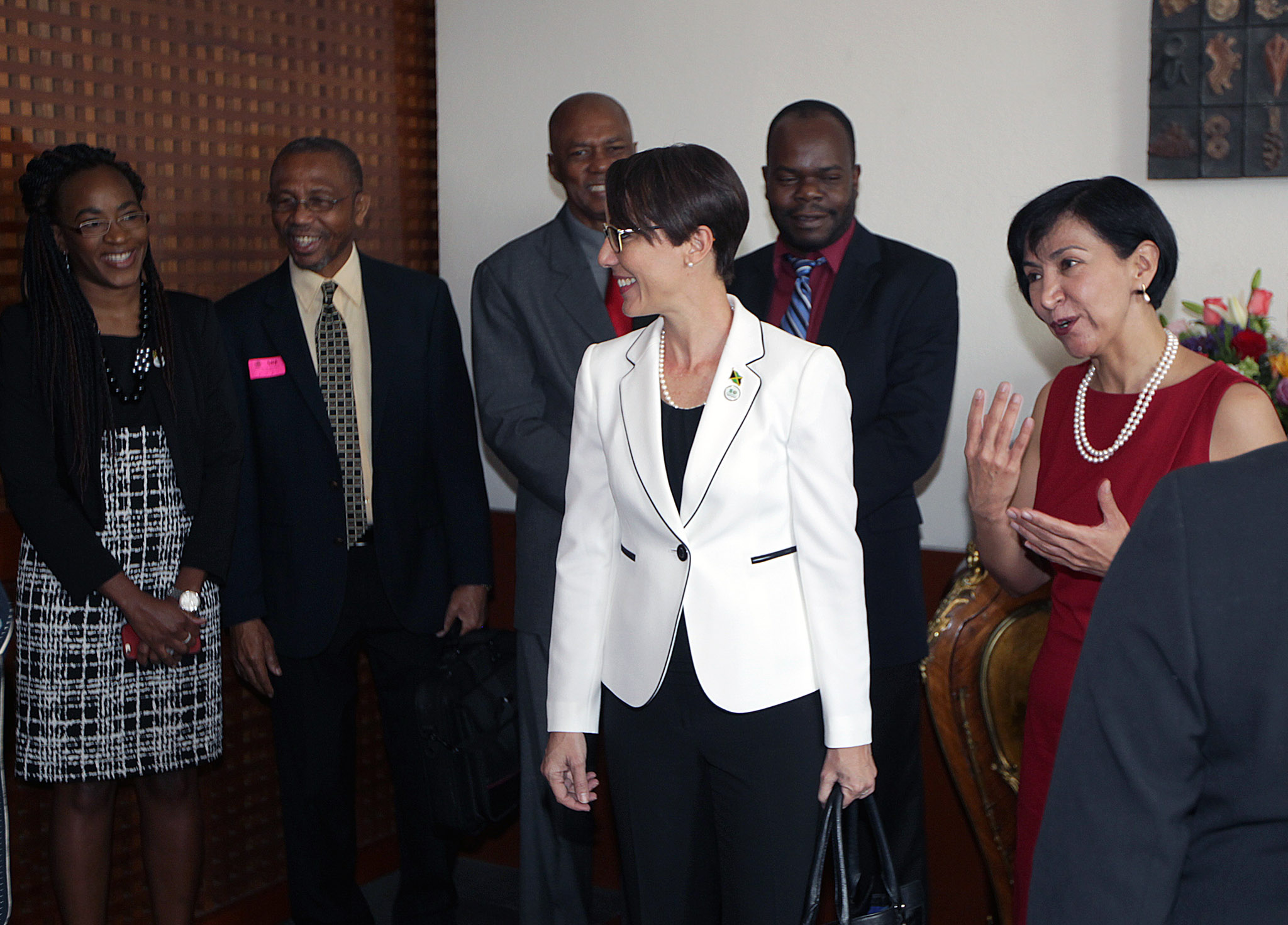 Visita de la Ministra de Asuntos Exteriores y Comercio Exterior de Jamaica, Kamina Johnson Smith.