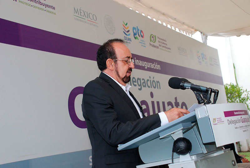 El delegado precisó que sus servicios estarán a la disposición del millón 435 mil 784 contribuyentes con que cuenta Guanajuato, donde la producción agropecuaria es la actividad principal y contribuye con el 4.1% al PIB estatal.