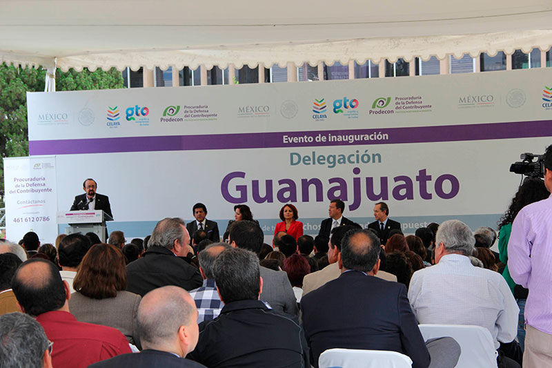 En el acto protocolario se contó con la presencia de autoridades, así como líderes empresariales, académicos y fiscalistas interesados en conocer y difundir los beneficios que la Procuraduría brindará a los habitantes de Guanajuato.
