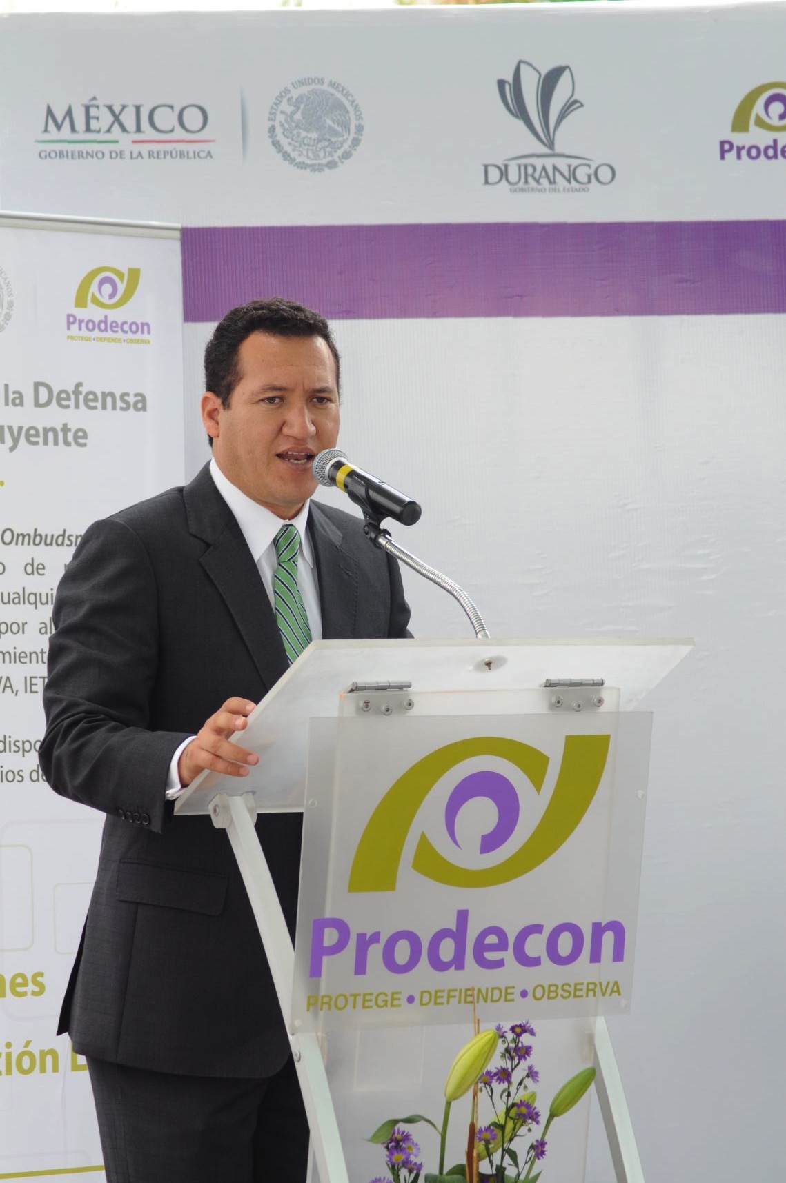 oria Ramírez consideró que con la instalación de la Delegación de Prodecon en Durango, se posiciona a la entidad en el ámbito del desarrollo y crecimiento del país, como resultado de la generación de mayores empresas, que significan más contribuyentes.