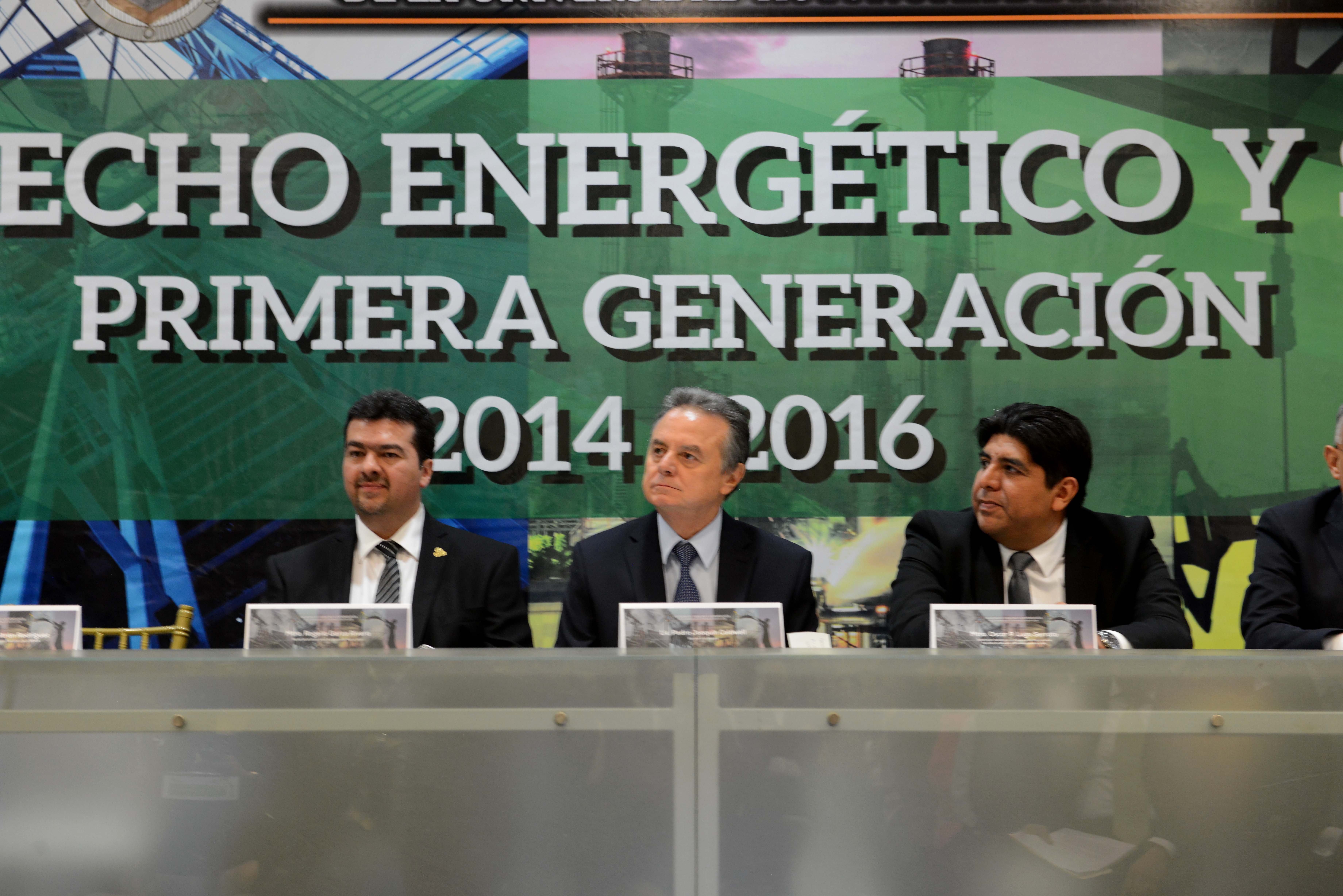 El Secretario de Energía, Licenciado Pedro Joaquín Coldwell, asistió a la Ceremonia de Graduación de la Primera Generación de Maestría en Derecho Energético y Sustentabilidad.