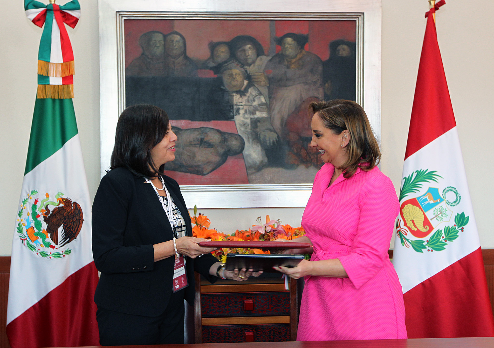 Ana María Sánchez, Canciller de Perú y Claudia Ruiz Massieu, Secretaria de Relaciones Exteriores.