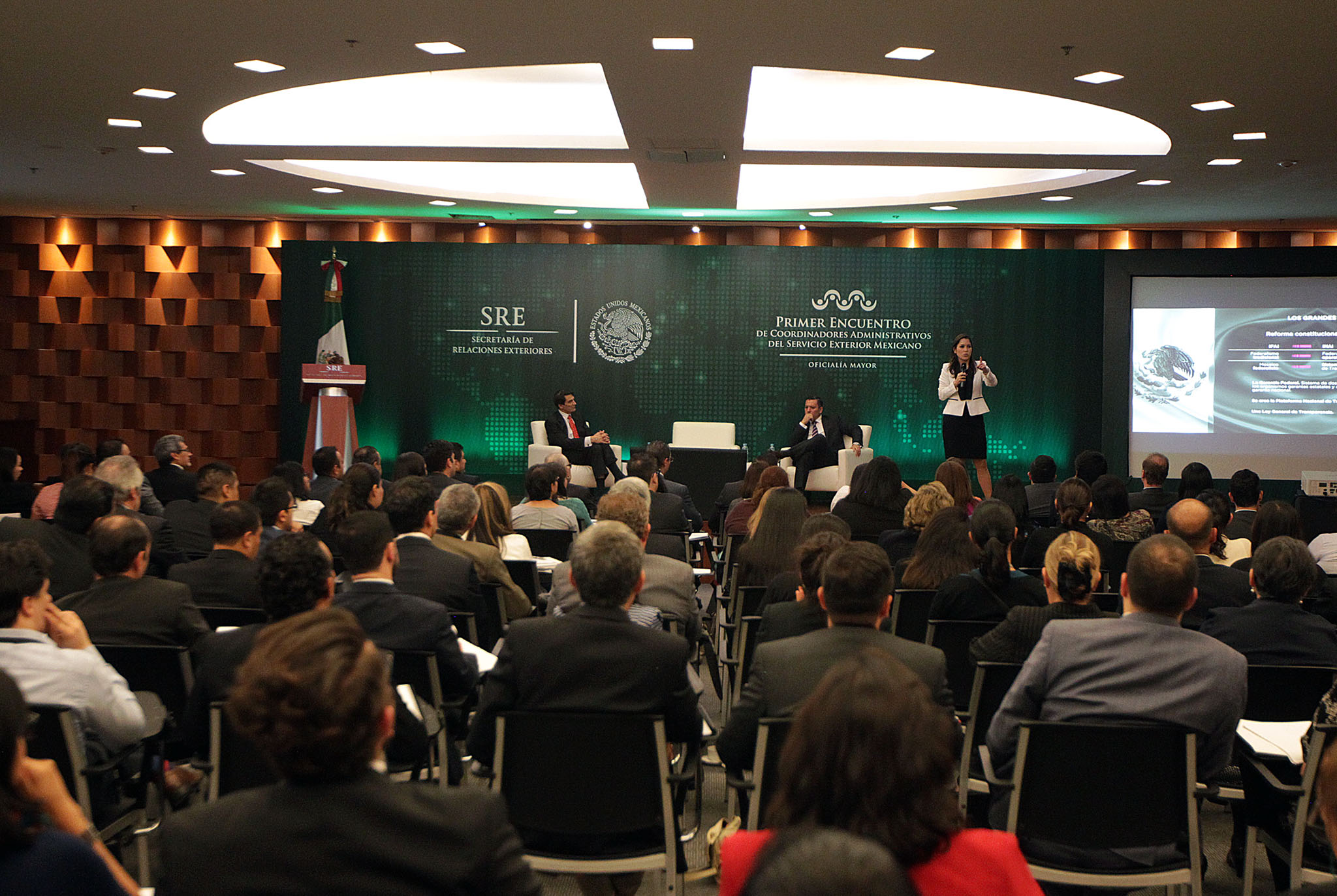 Conferencia  de Ximena Puente del INAI.