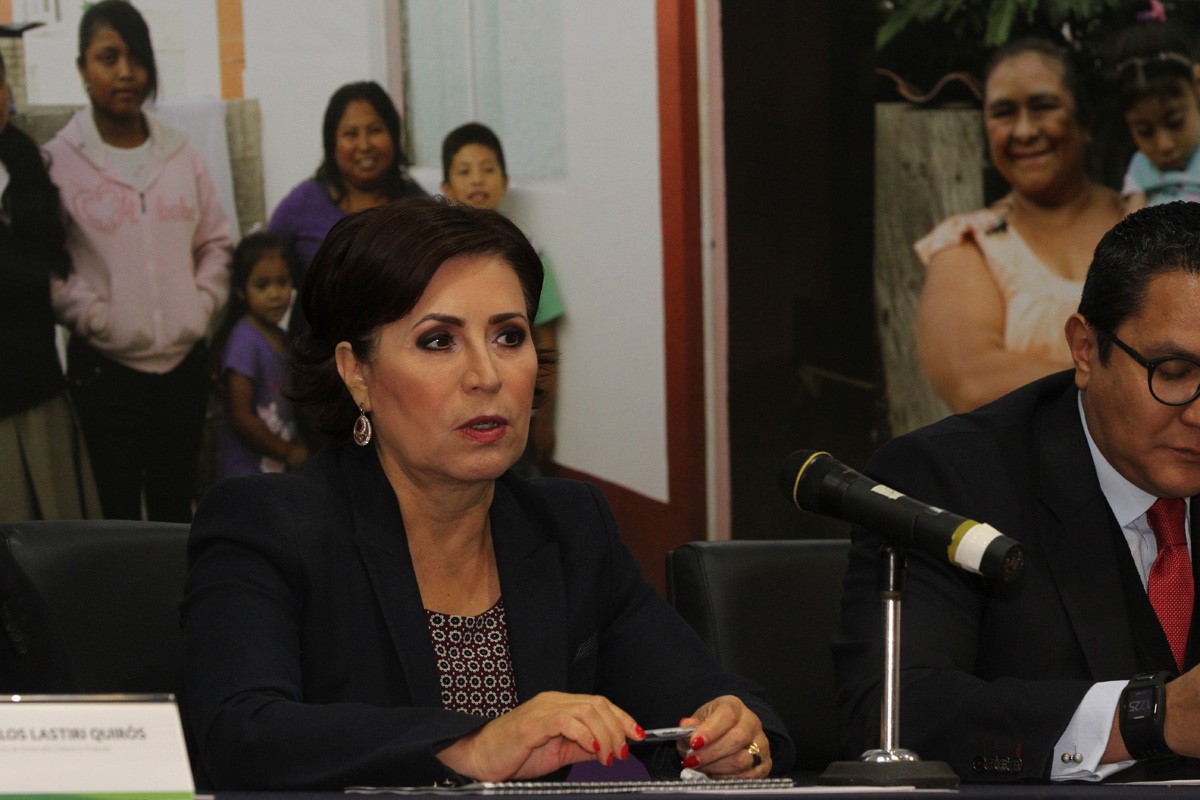 La Titular de la SEDATU dijo que la importancia de esta estrategia es que comenzó a partir de la preocupación del Presidente por abatir el hacinamiento y garantizar una mejor calidad de vida a las familias mexicanas de todo el país 

