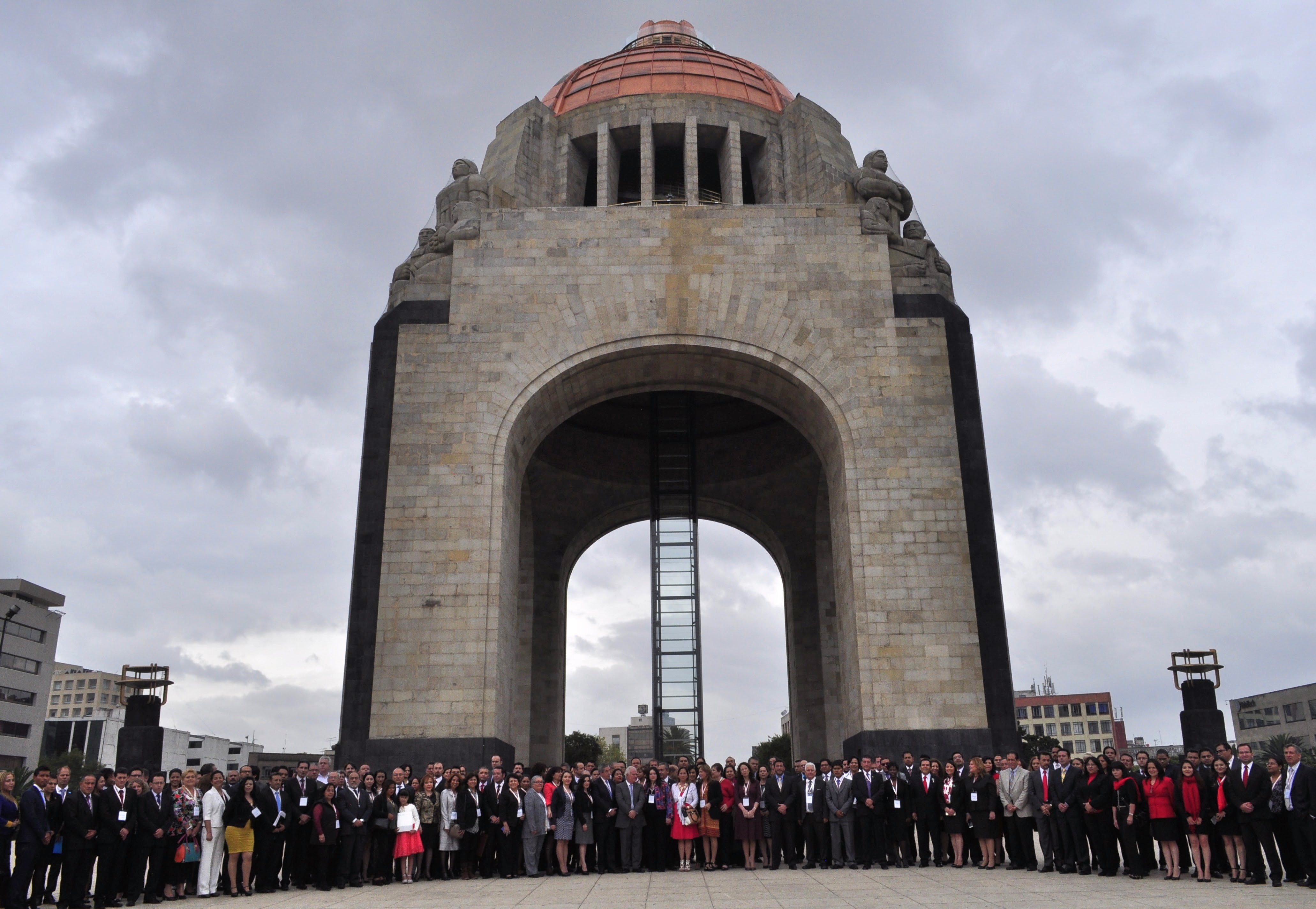 #SemanadelaIdentidad2016 en México: Foto oficial en el Monumento a la Revolución
