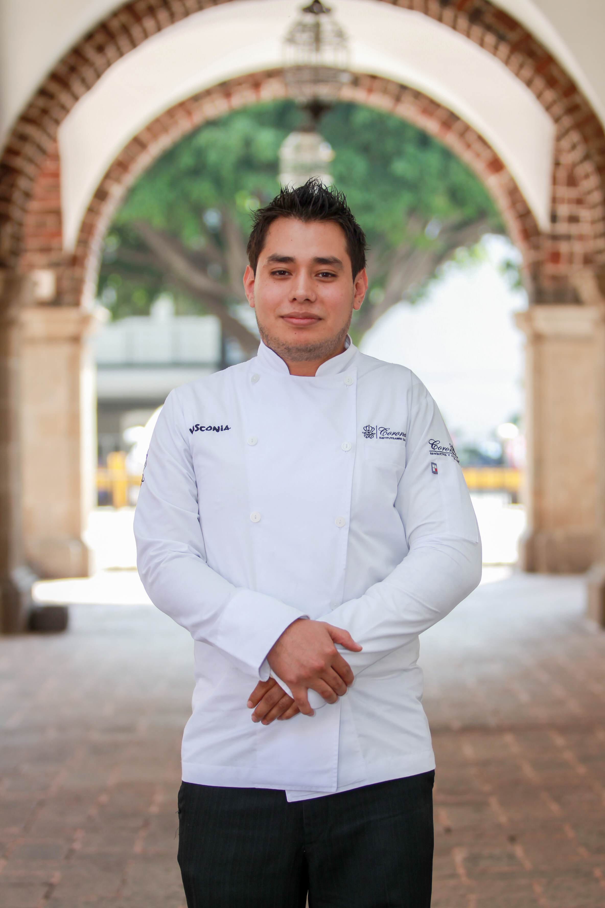 Carlos Díaz Peña.
Diploma en Artes Culinarias y Administración.
Instituto Arte Culinario Coronado.
Asignado a la Embajada de México en Perú.