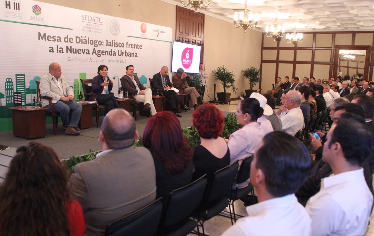 La Titular de la SEDATU participó en la Mesa de Diálogo: Jalisco frente a la Nueva Agenda Urbana, primer evento que se organiza en nuestro país después de la Cumbre mundial 