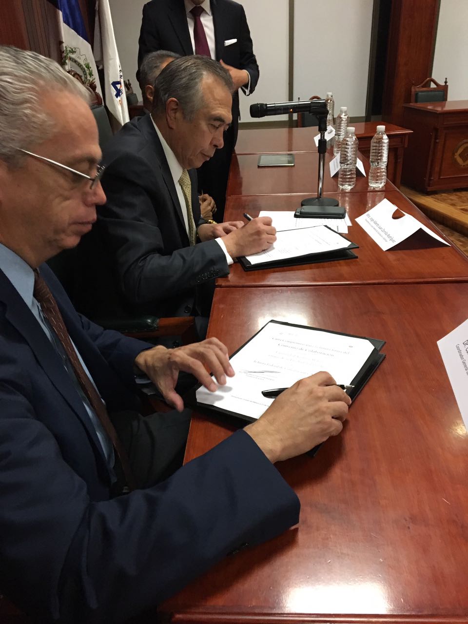 El Presidente de la Junta Federal de Conciliación y Arbitraje, firma de Convenio con la Universidad Anáhuac.