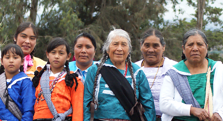 Mujeres de diferentes generaciones del Estado de México
