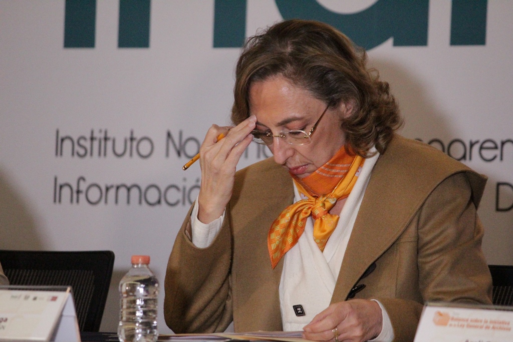 Mercedes de Vega, directora general del AGN.
