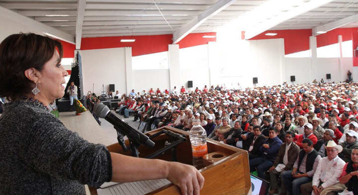  4. “El Presidente Enrique Peña Nieto nos instruyó para que los trámites del RAN no duren más de 60 días y así se ha venido haciendo”, afirmó Rosario Robles ante 2,500 integrantes de organizaciones campesinas.