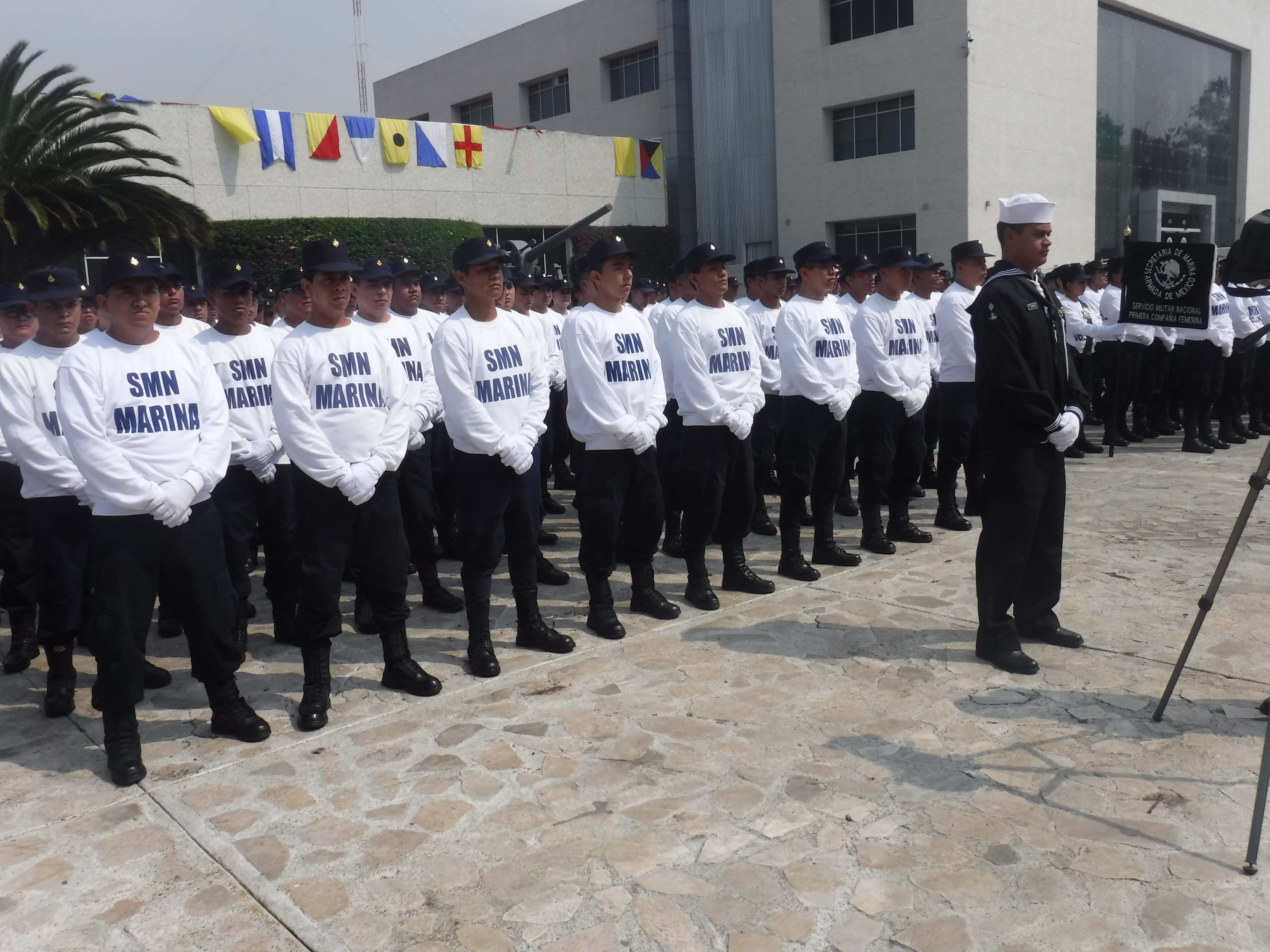 Ceremonia de Toma de Protesta y Jura de Bandera de los Marineros I.M. del SMN. en el Cuartel General del Alto Mando
