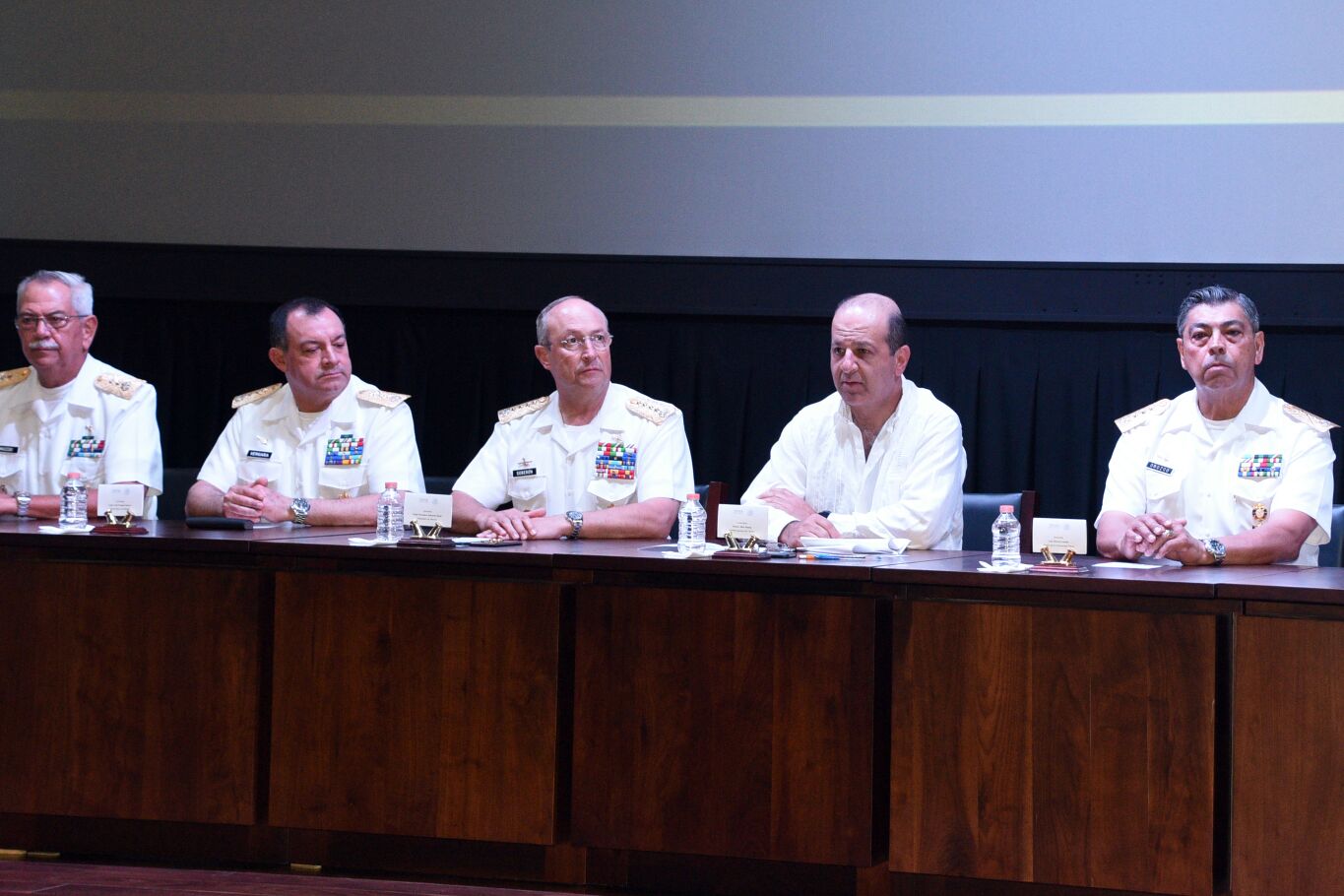 Entrega de becas a Cadetes de los Establecimientos Educativos Navales por parte de La Fundación Carlos Slim 