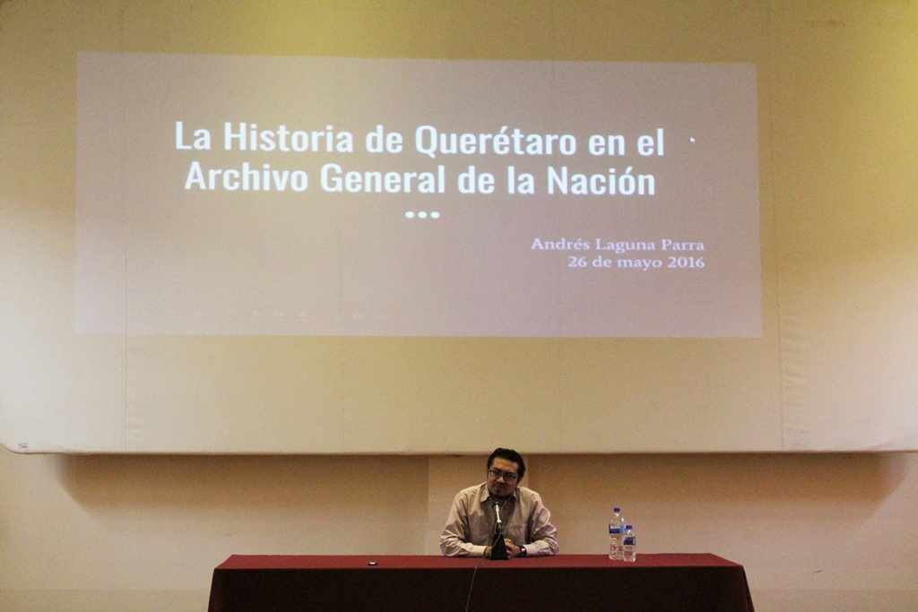 19 alumnos de 4to semestre en la licenciatura en Historia de la Universidad Autónoma de Querétaro visitaron el #AGNMex.