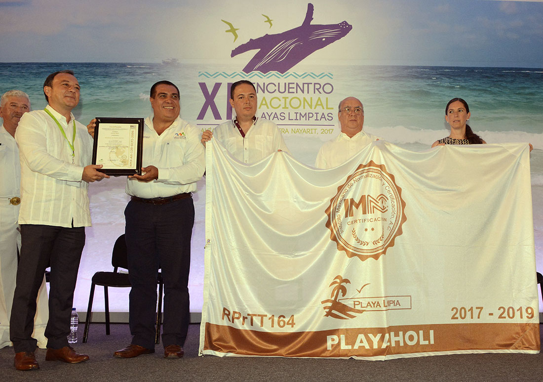 Se entregaron 9 certificaciones Bandera Blanca, 36 Blue Flag y 4 distintivos de Playas Limpias Sustentables.