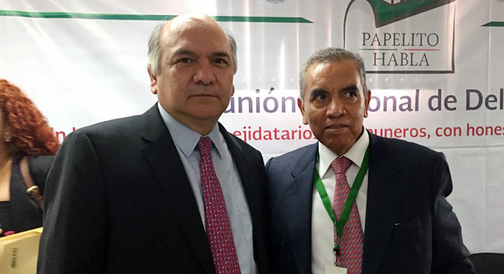 32. El Director en Jefe, Froylán Hernández Lara, y el Delegado en Durango, Carlos Hernández Páez.