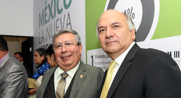 14. El Director en Jefe del RAN, Froylán Hernández Lara, Luis Ángel López Escutia, Magistrado Presidente del Tribunal Agrario.