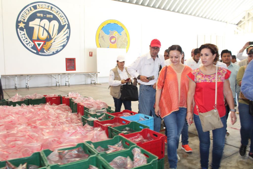 La secretaria Robles supervisa un centro de acopio en Oaxaca