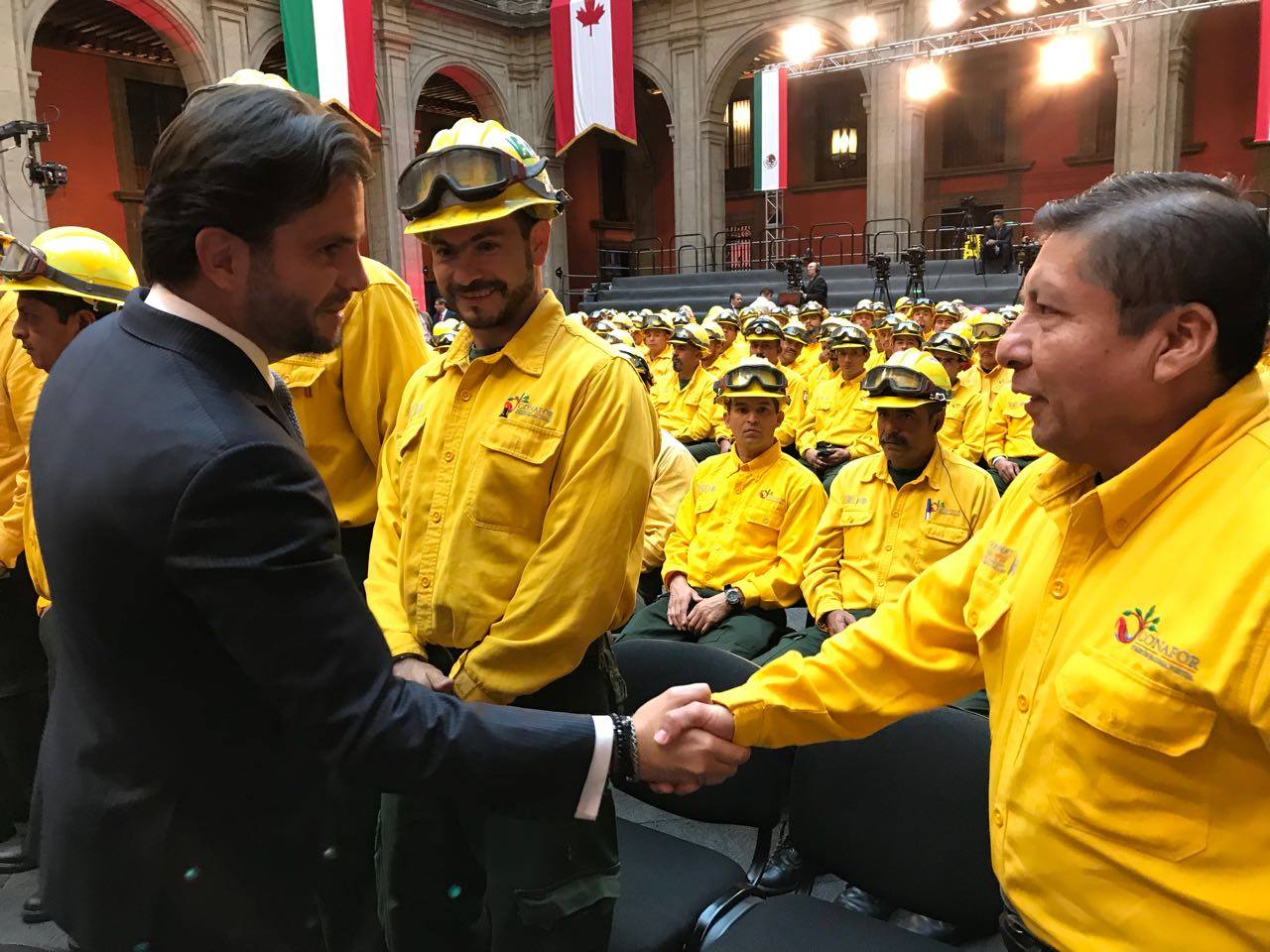 El Primer Ministro de Canadá, Justin Trudeau, agradeció a los combatientes mexicanos de incendios forestales que apoyaron en Canadá.