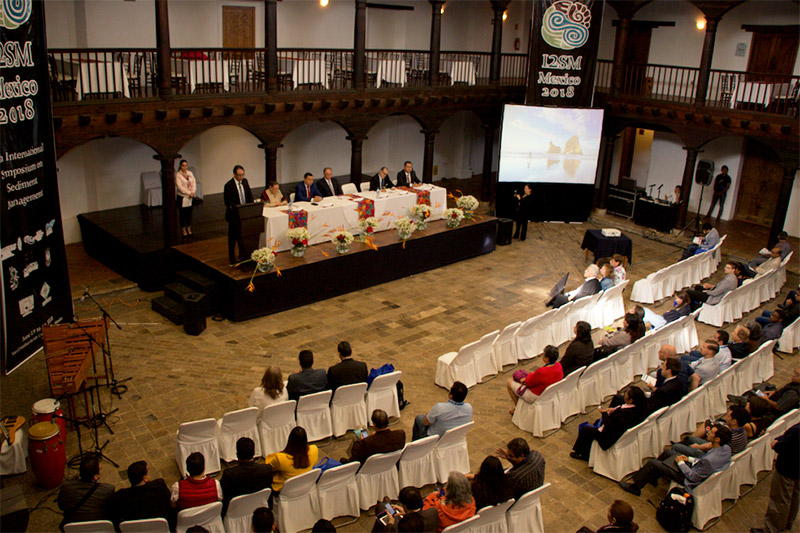 Intervención del Dr. Felipe I. Arreguín Cortés en la inauguración del simposio 