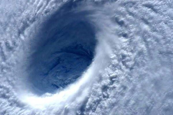 Vista aérea de huracán