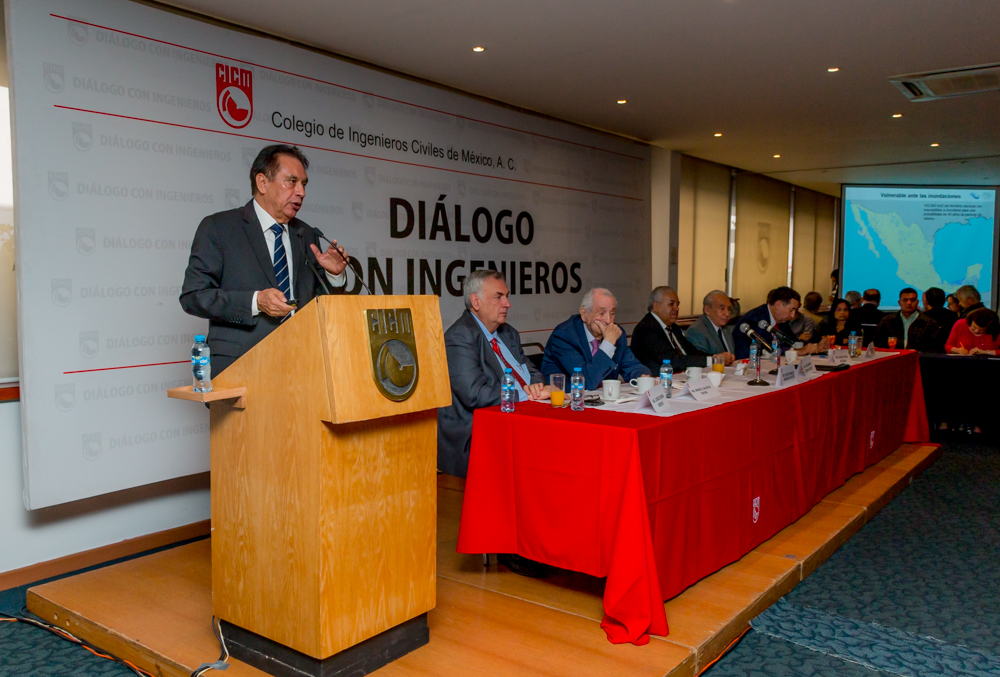Participación del Dr. Felipe I. Arreguín Cortés en la sesión Diálogo con Ingenieros