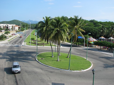Glorietas ubicadas frente al Parque Rufino Tamayo

