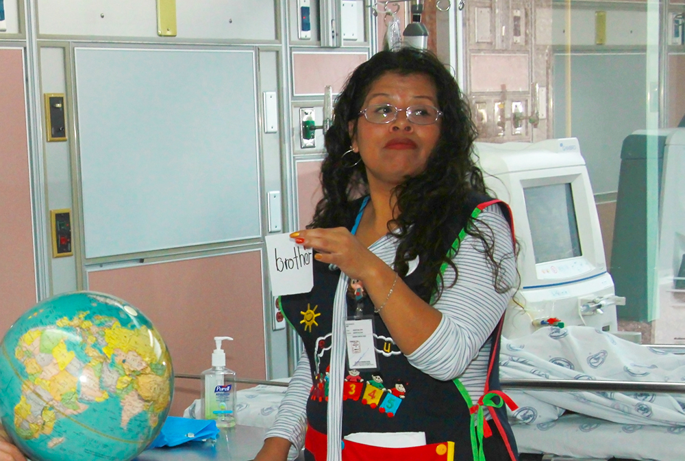 Supervisión del programa de Pedagogía Hospitalaria, en el Hospital infantil de México, Federico Gómez