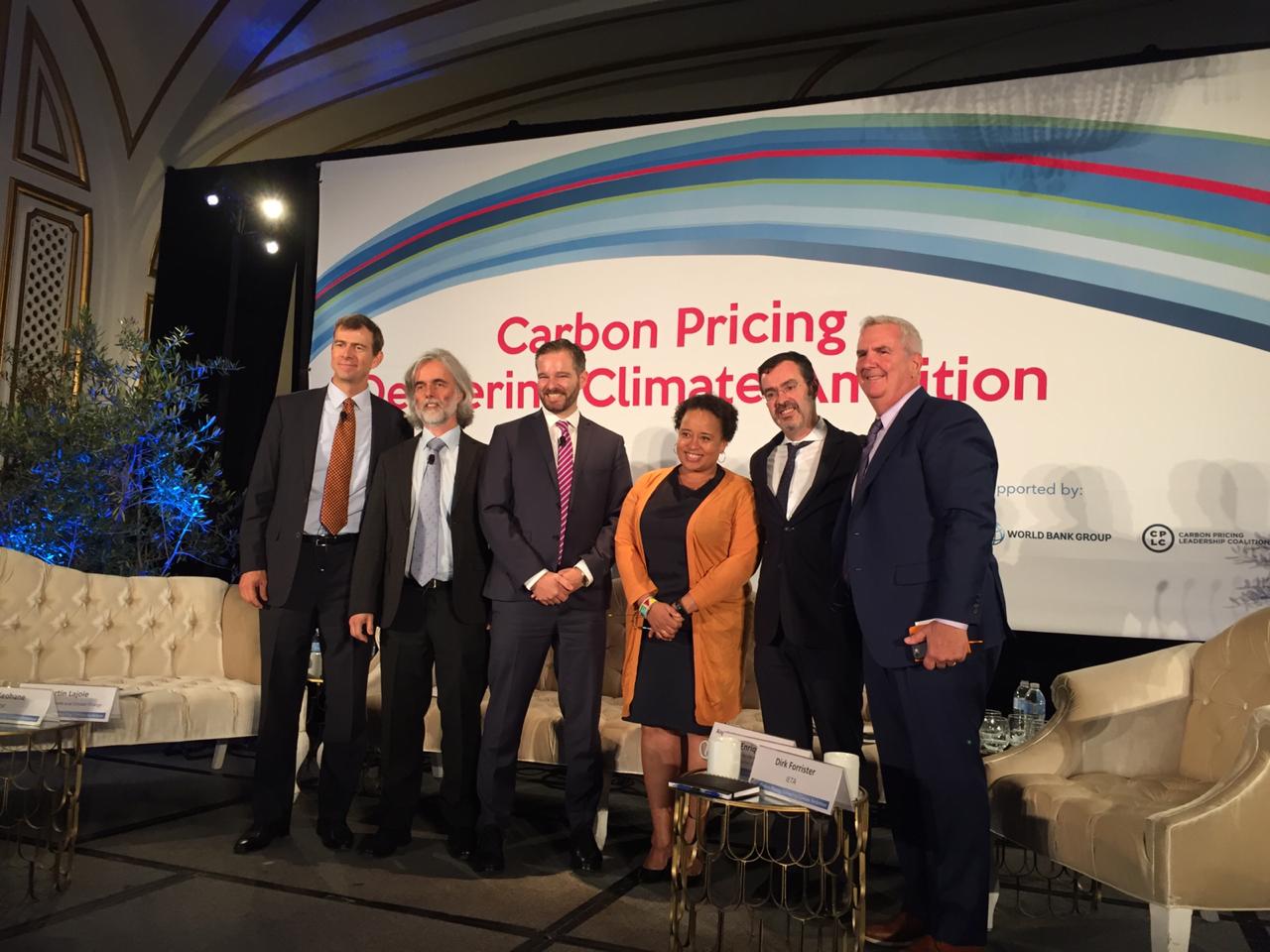 Retrato del presidium de la Declaración sobre Precio al Carbono en las Américas, durante Cumbre Global de Acción Climática (GCAS por sus siglas en inglés).
