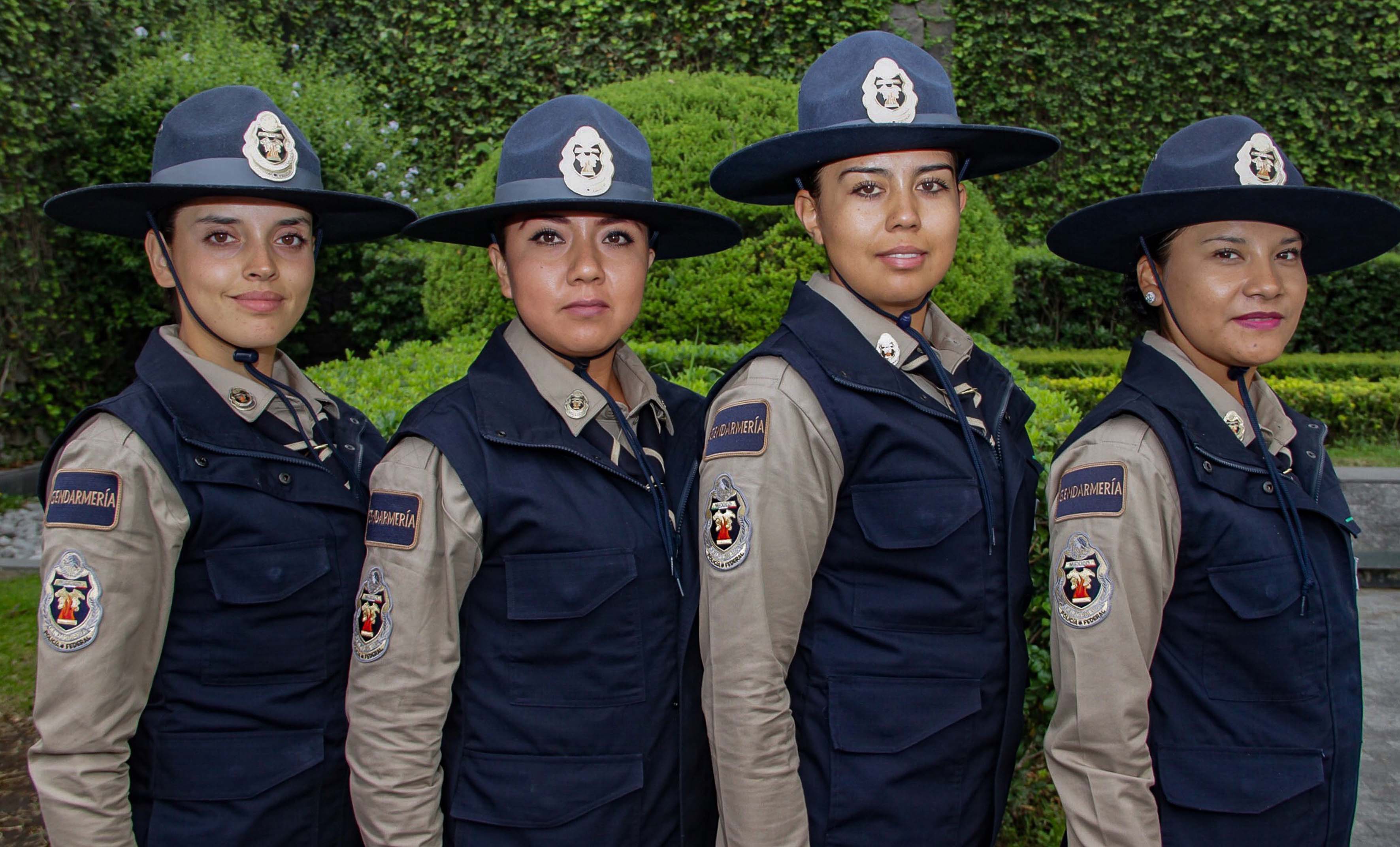 Retrato de personal femenino de la Gendarmería ambiental