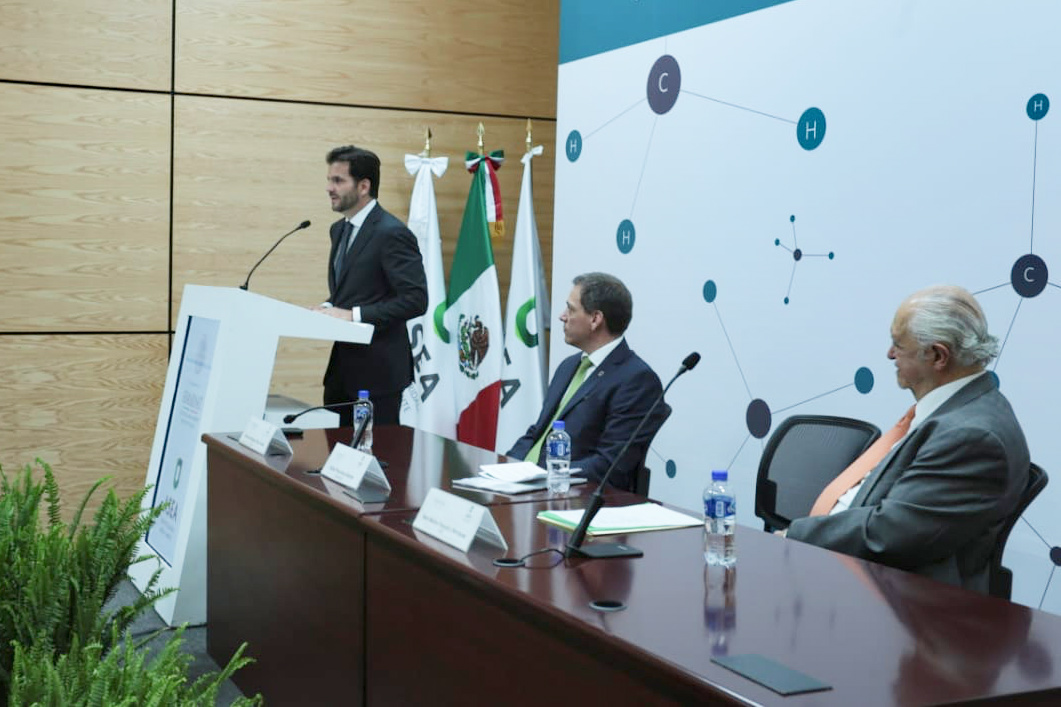 Participación del titular de Semarnat, Rafael Pacchiano durante evento de la Asea sobre regulación para la prevención y control integral de las emisiones de metano en el Sector Hidrocarburos