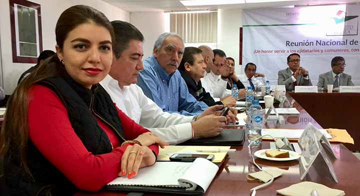 27 Delegada de Chiapas y delegados presentes en la Reunión Nacional.
 
