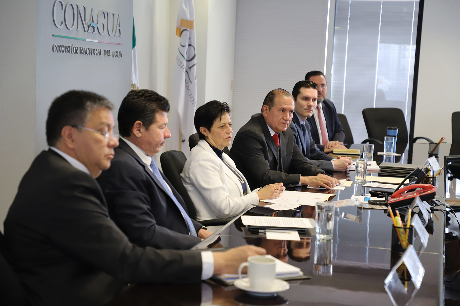 La Directora General de la Conagua, Blanca Jiménez Cisneros, celebró que las instituciones conjunten esfuerzos que permitan llevar agua potable a las escuelas de México, sobre todo a aquellas ubicadas en zonas de alta marginación.