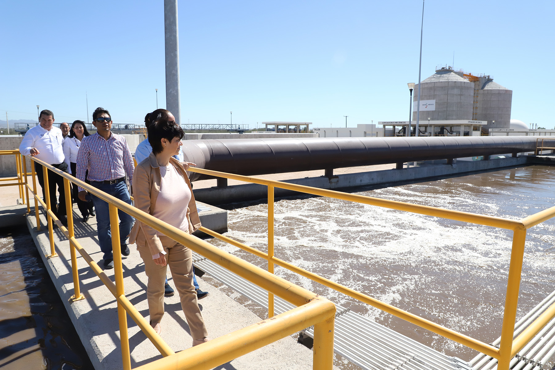 Autoridades de los tres órdenes de Gobierno realizaron un recorrido por la Planta de Tratamiento de Aguas Residuales La Paz.