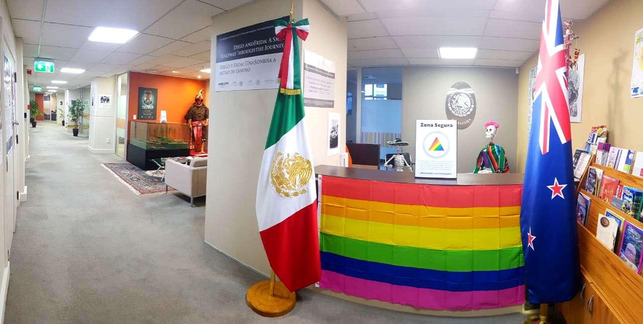 /cms/uploads/image/file/498052/Foto_13._Acompa_an_embajadas_y_consulados_campa_a_en_favor_de_la_diversidad_LGBT_.jpeg