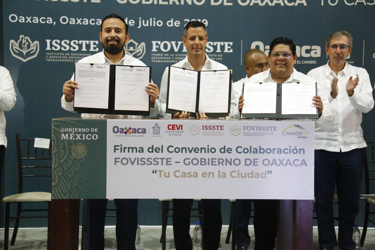 Con la firma de este convenio, Oaxaca se convierte en el primer estado que se suma al programa “Tu Casa en la Ciudad”