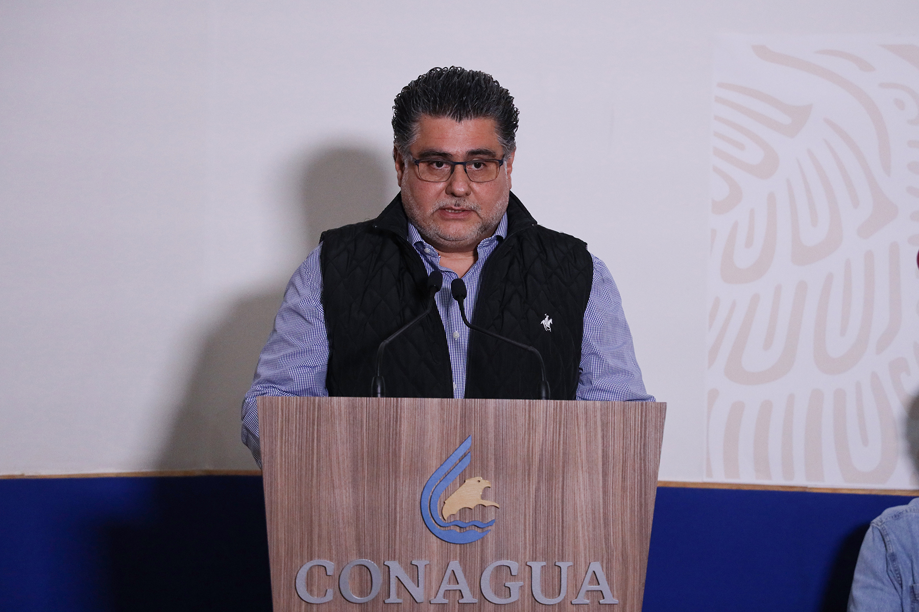 Alfredo Ocón Gutiérrez, Subdirector General Técnico, señaló que, ante el temporal de lluvias previstas, la Conagua mantiene especial vigilancia en los ríos y presas que se encuentran en la zona de lluvias intensas.