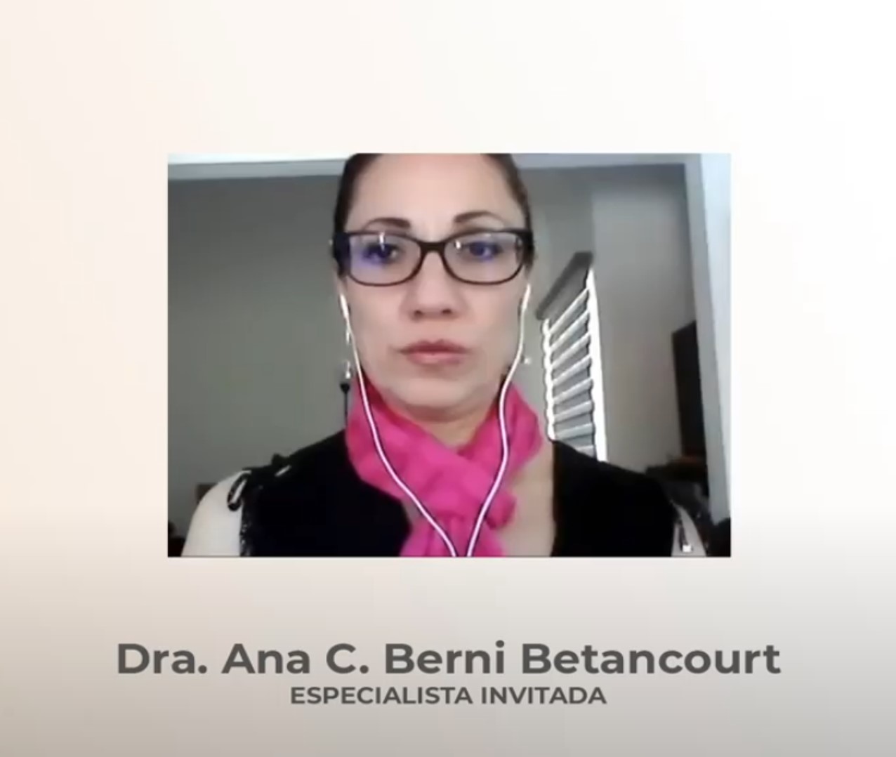 Dra. Ana Berni Betancourt, Medicina Interna, Cardiología y Electrofisiología cardíaca.