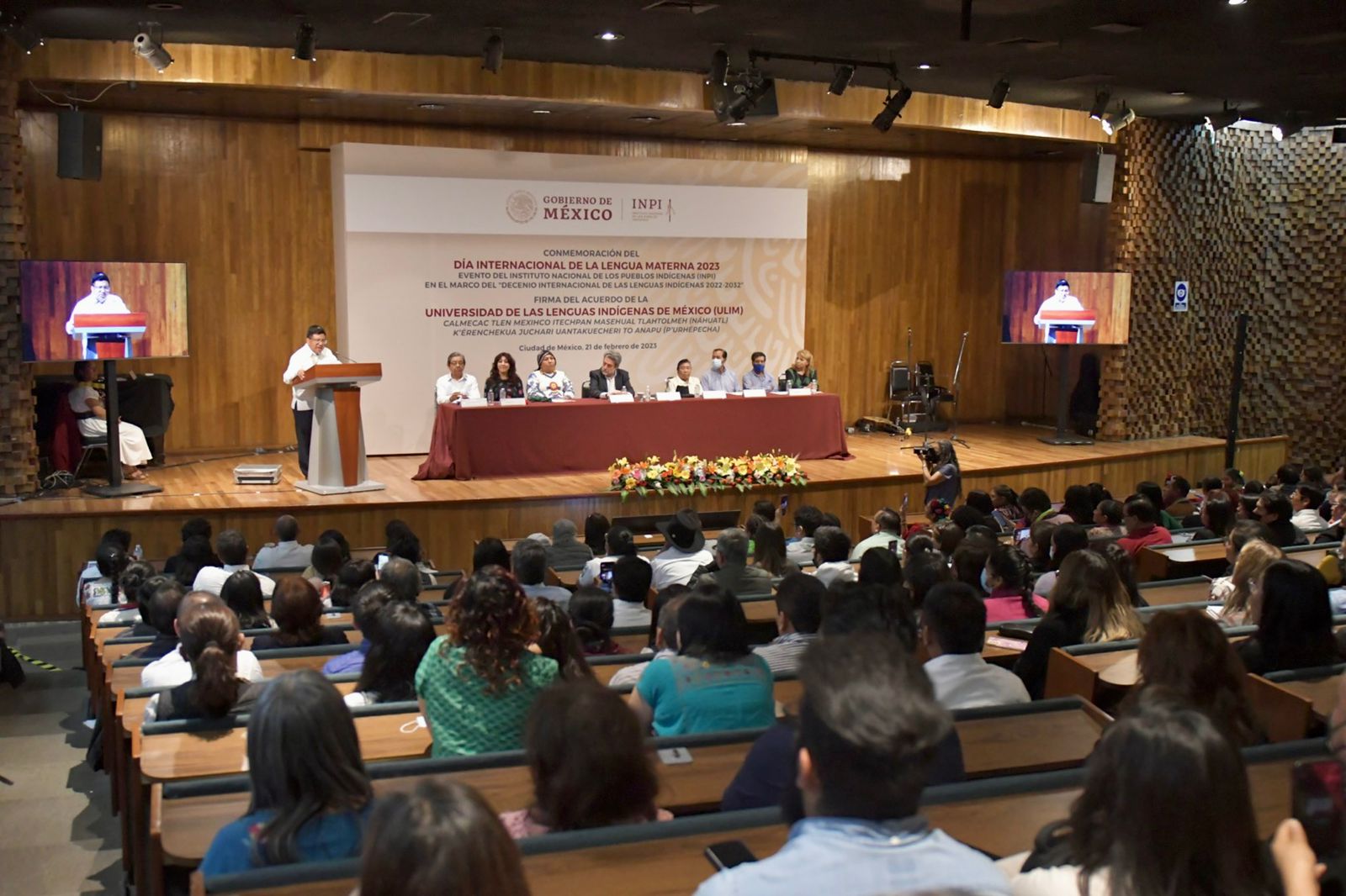 Gobierno federal sienta las bases para crear Universidad de las Lenguas Indígenas de México.