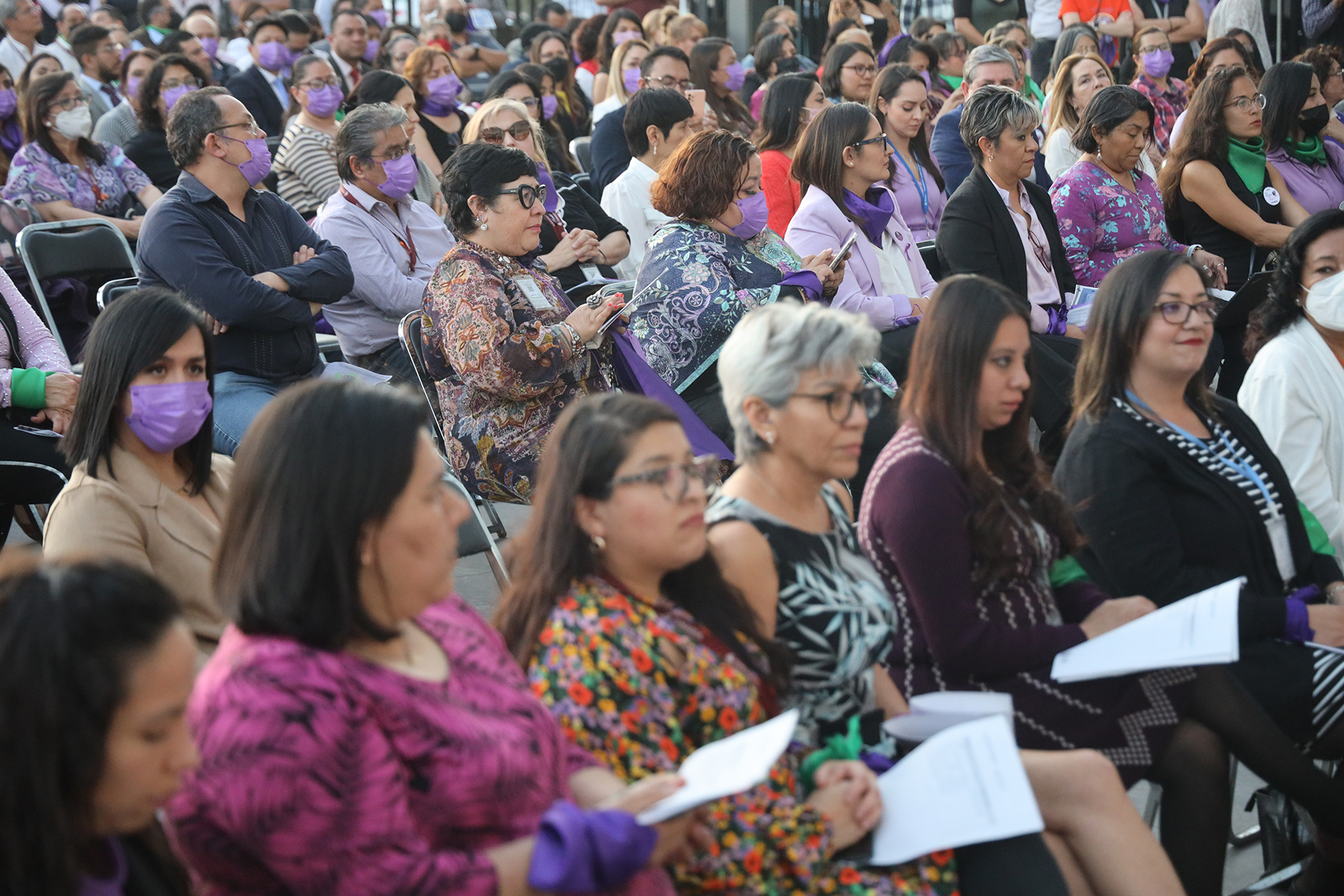 Personal de Conagua en la ceremonia de instalación de la Unidad de Igualdad de Género de Conagua.