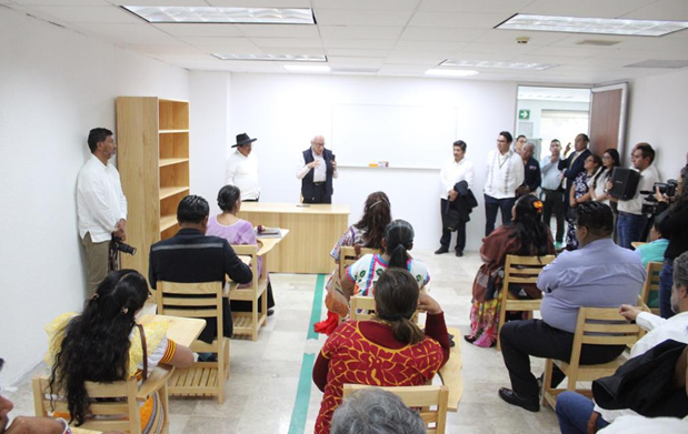 Ejecutivo federal publica decreto de creación de la Universidad de las Lenguas Indígenas de México.