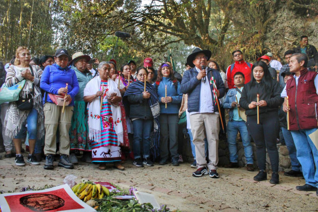 Caminata cívica de Benito Juárez honra su memoria histórica y fortalece la organización comunitaria.
