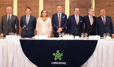 Mtra. Arely Gómez reunida con el Consejo Directivo de la CONCAMIN 