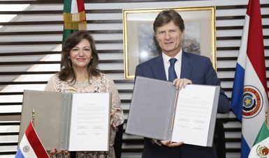 El secretario de Turismo de México, Enrique de la Madrid Cordero, sostuvo un encuentro con la Ministra de Turismo de Paraguay, Marcela Bacigalupo